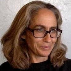 Golda Velez, Strategic Advisor at Qubic - Professional headshot
